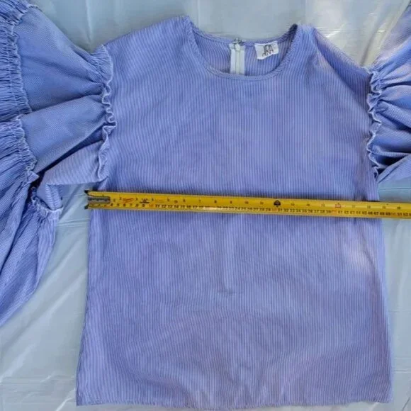 DRA Anthropologie Blue and White Striped Ruffled Tiered Bell Sleeves Top Size S - Picture 4 of 6